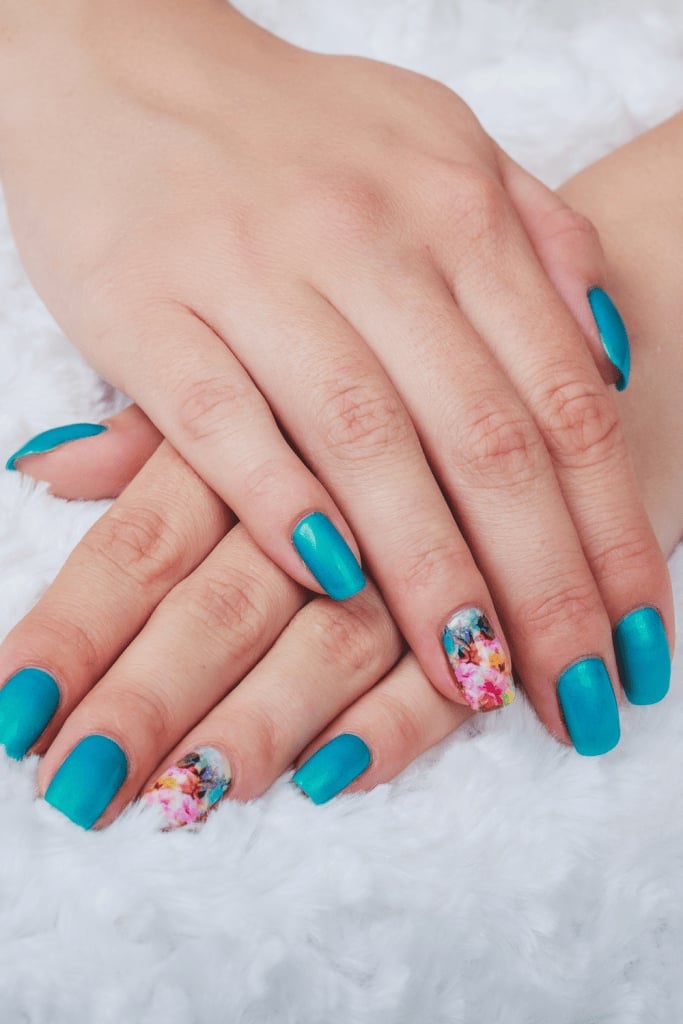 Vibrant Turquoise With Floral Art Oval Nails Vibrant Turquoise With Floral Art Oval Nails — Trendy Turquoise Nails