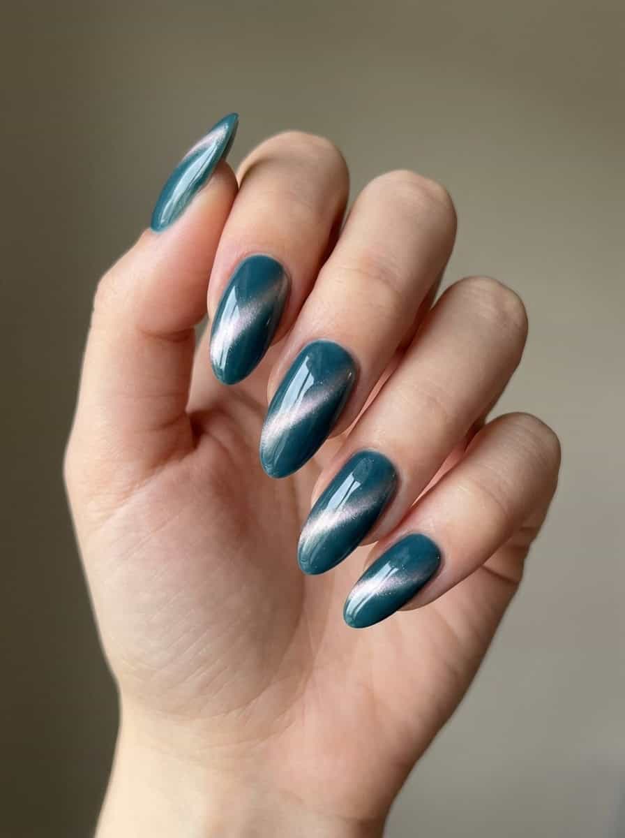 Deep Teal Cat-Eye Oval Nails Deep Teal Cat-Eye Oval Nails — Trendy Turquoise Nails