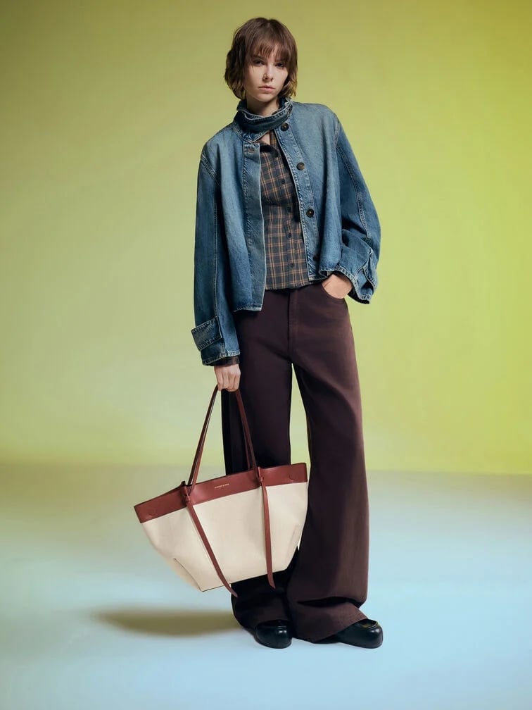 Denim Jacket and Wide-Leg Trousers Denim Jacket and Wide-Leg Trousers — Trendy Uni Outfits