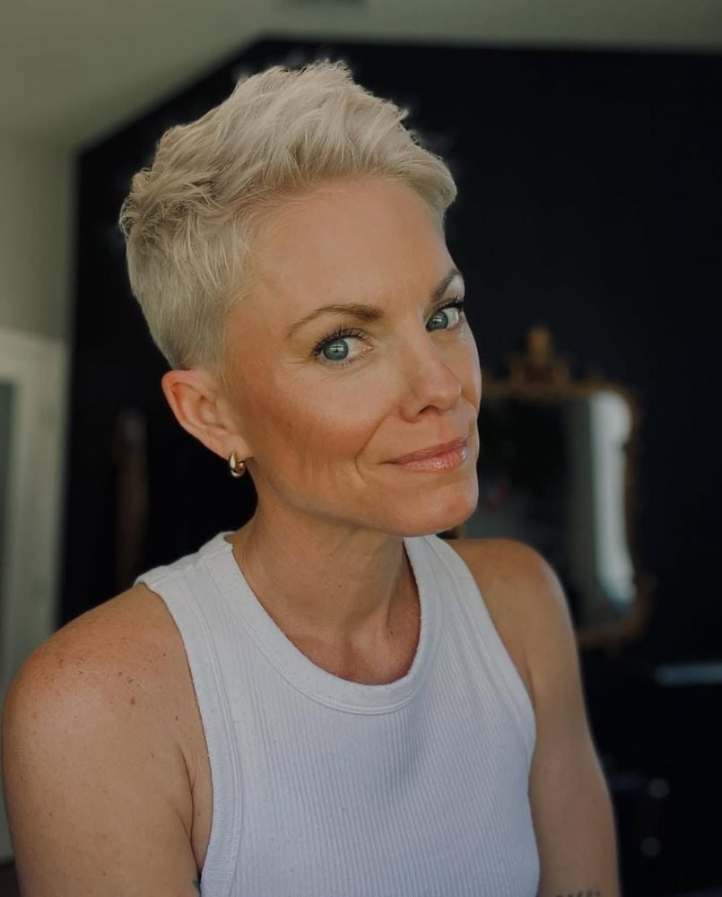 Platinum Blonde Wavy Pixie — Trendy Very Short Hair