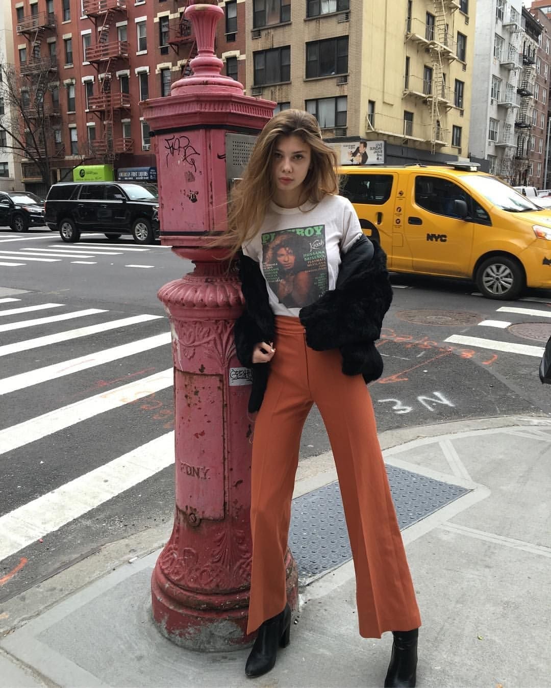 Vintage Outfit Ideas: How To Blend Vintage & Modern Clothing