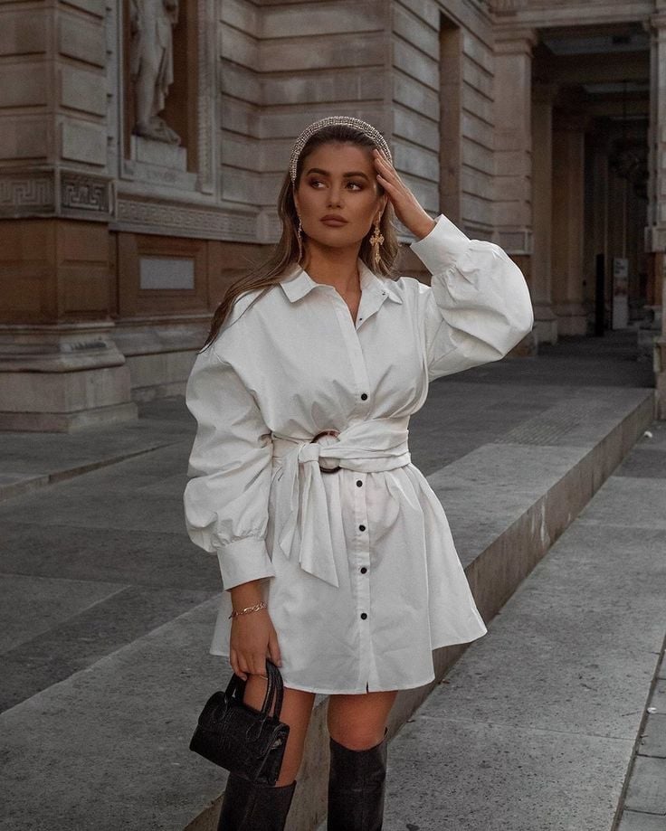 Belted White Oversized Shirt Dress for a Night Out — Trendy White Shirt Outfits
