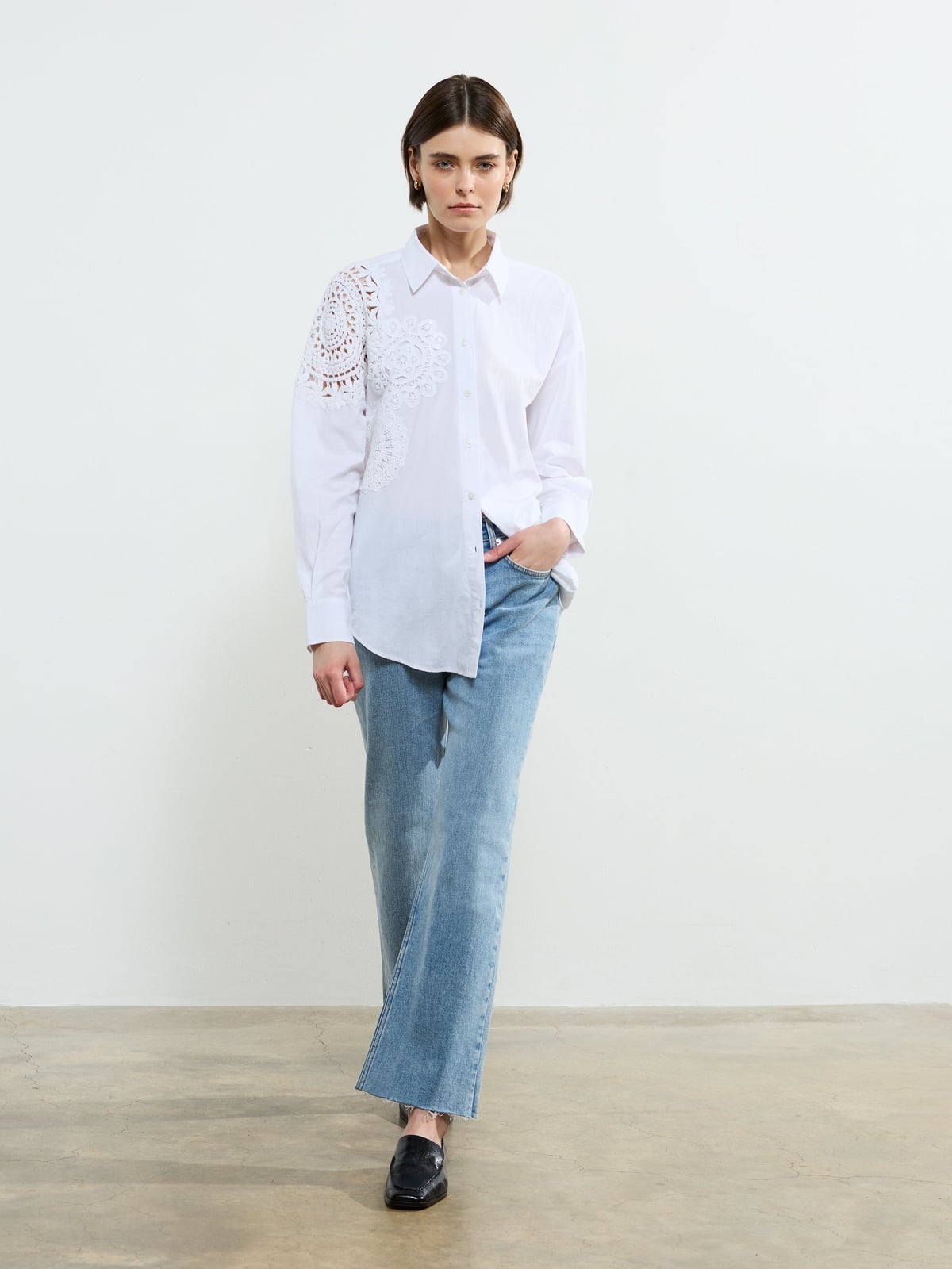 Oversized White Shirt with Crochet Detail and Wide-Leg Jeans — Trendy White Shirt Outfits