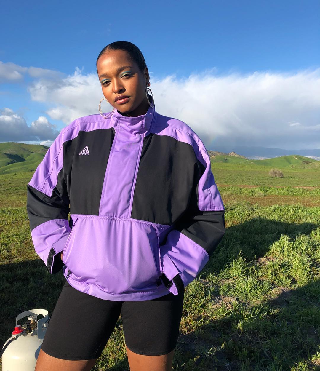 Purple and Black Color-Blocked Oversized Windbreaker, Close-Up Take — Trendy Windbreaker Outfits