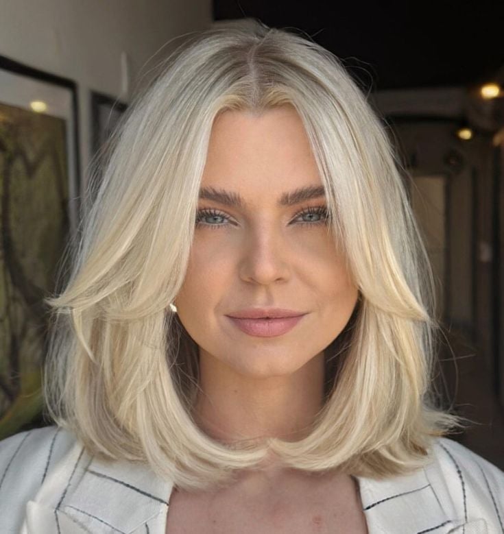 Platinum Blonde Lob With Soft Waves — Trendy Work Hair