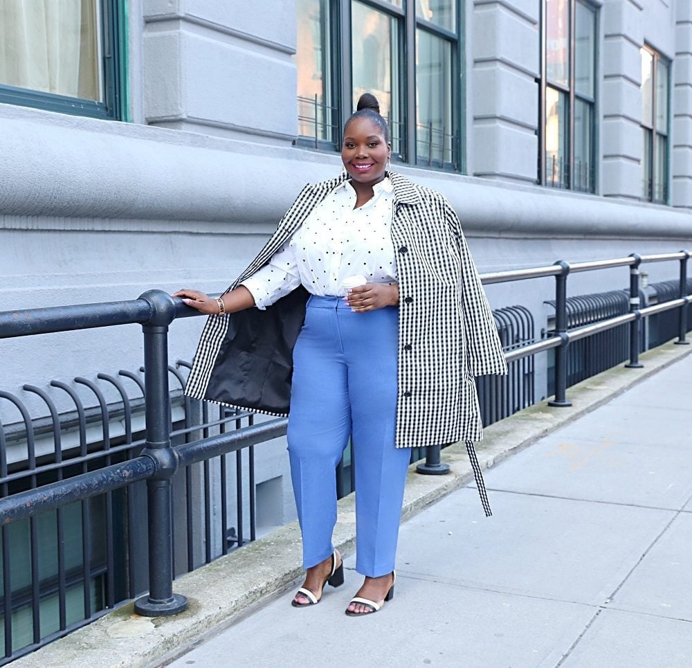 Gingham Trench Coat Over Polka Dot Shirt and Blue Trousers Gingham Trench Coat Over Polka Dot Shirt and Blue Trousers — Trendy Work Outfits