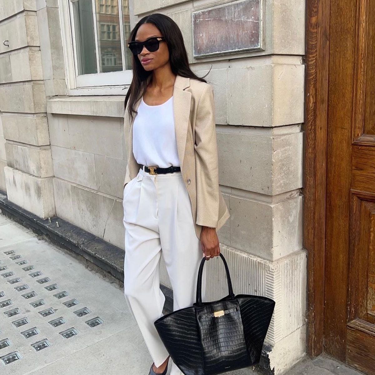 Beige Blazer with Cream Trousers and Grey Heels Beige Blazer with Cream Trousers and Grey Heels — Trendy Work Outfits