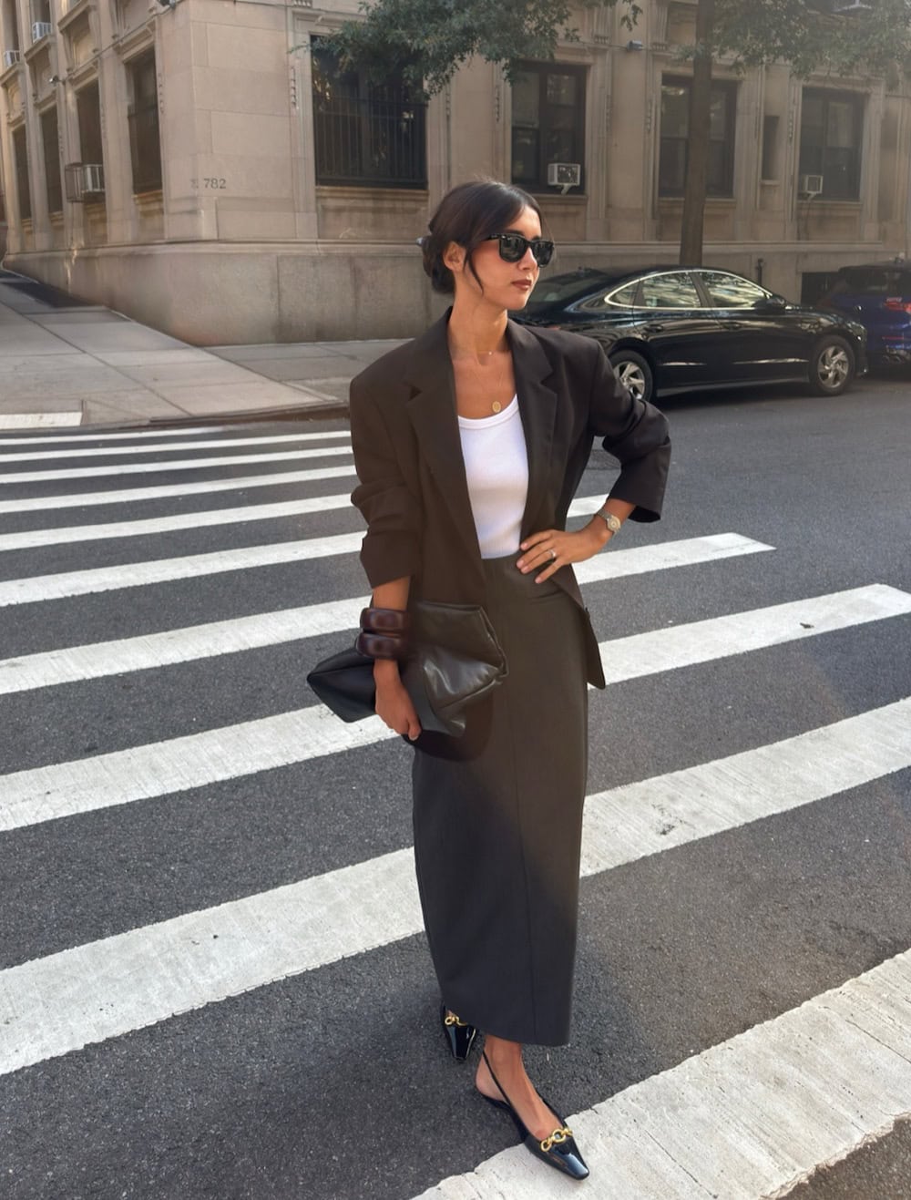 Oversized Black Blazer with Grey Midi Skirt Oversized Black Blazer with Grey Midi Skirt — Trendy Work Outfits