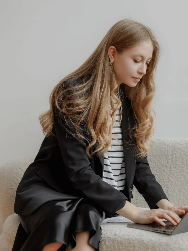 Black Blazer Over Striped T-Shirt with Trousers — Trendy Work Outfits Women Office