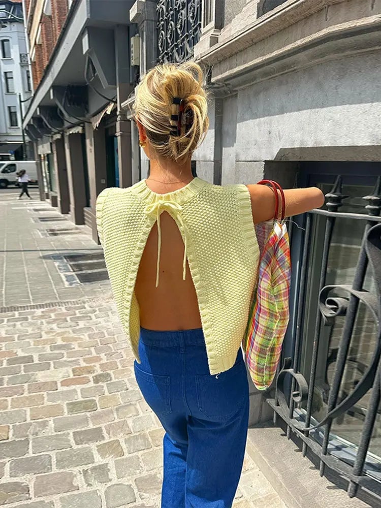 Women's Yellow Sleeveless Summer Top – Lightweight & Chic – Damivas