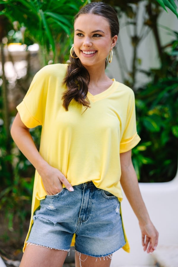 Bright Yellow Oversized V-Neck T-Shirt Bright Yellow Oversized V-Neck T-Shirt — Trendy Yellow Top Outfits