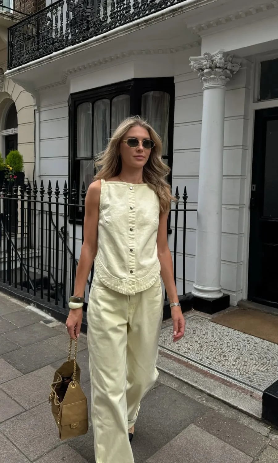 Pale Yellow Sleeveless Button-Up Top and Pants Set, Oversized Pale Yellow Sleeveless Button-Up Top and Pants Set, Oversized — Trendy Yellow Top Outfits