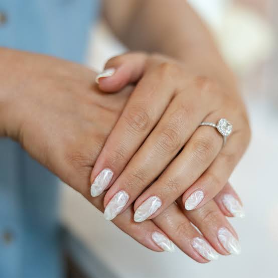 White Milky Silver Marble Almond Nails — Unique Engagement Nails