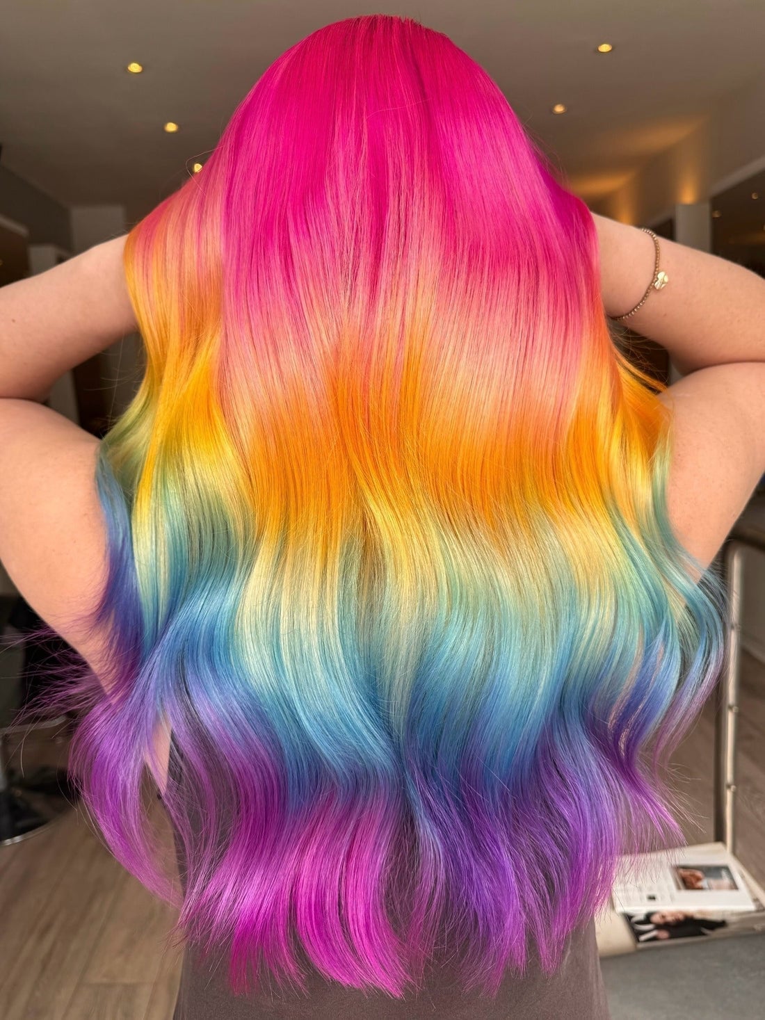 15 Must-See Vivid Hair Color Inspirations – CreativeBooster